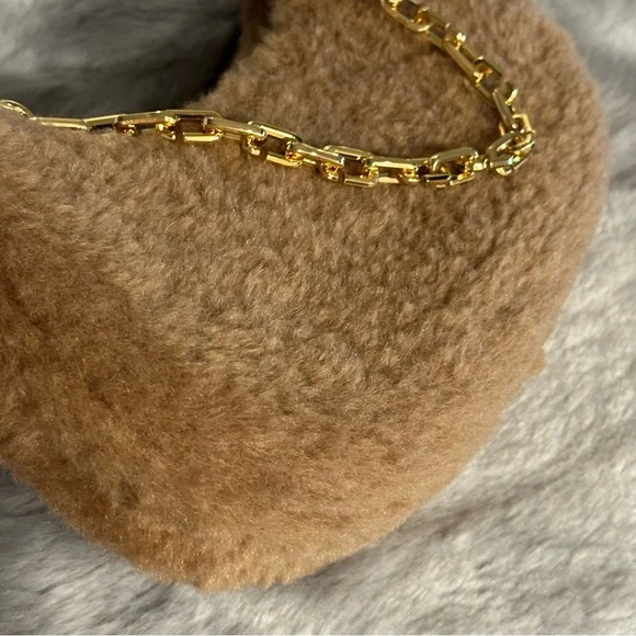 NWT MARC JACOBS The Teddy J Marc Curve Shoulder Bag Camel